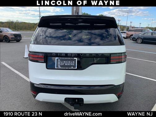 2025 Land Rover Discovery P360 Dynamic SE