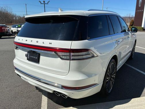 Pristine White 2023 Lincoln Aviator Black Label AWD