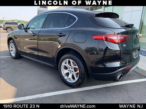 2019 Alfa Romeo Stelvio Base