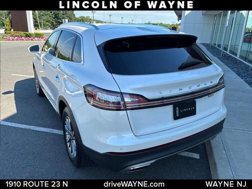 White Platinum Clearcoat Metallic 2019 Lincoln Nautilus Select