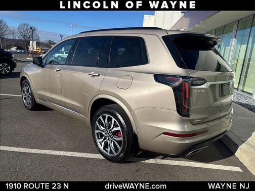 2023 Cadillac XT6 Sport AWD