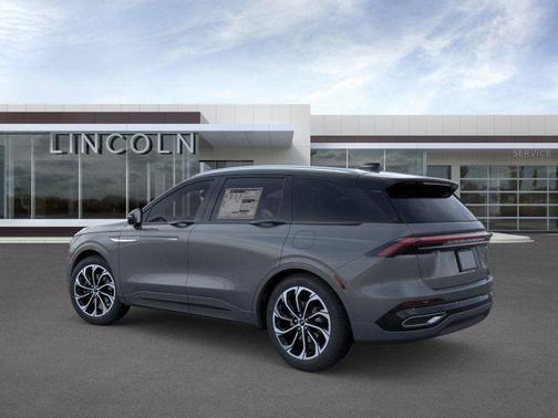 2025 Lincoln Nautilus Reserve