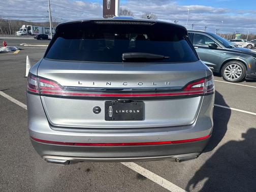 2023 Lincoln Nautilus Standard