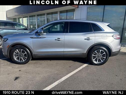 2023 Lincoln Nautilus Standard