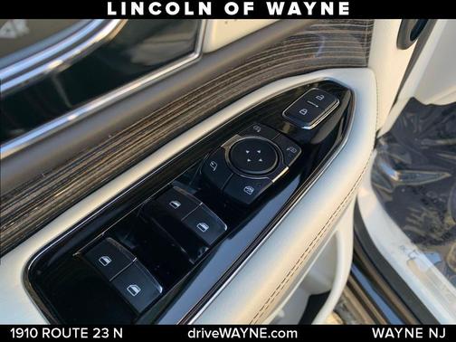 2022 Lincoln Navigator L Black Label