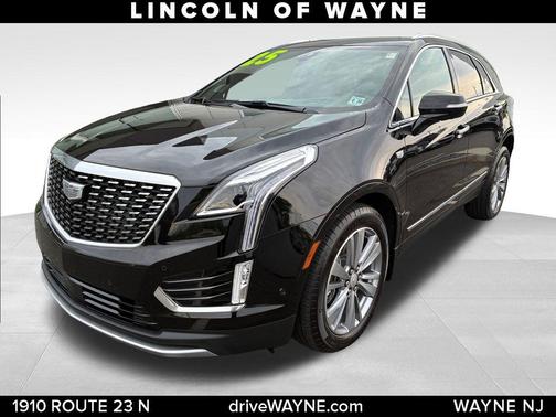 Stellar Black Metallic 2025 Cadillac XT5 Premium Luxury