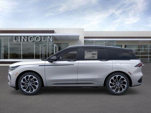 2025 Lincoln Nautilus Reserve