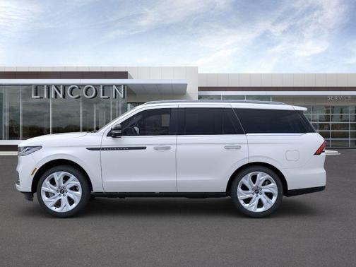 2025 Lincoln Navigator Black Label