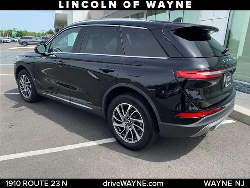 2022 Lincoln Corsair Standard