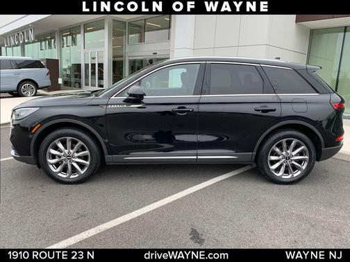 2022 Lincoln Corsair Standard