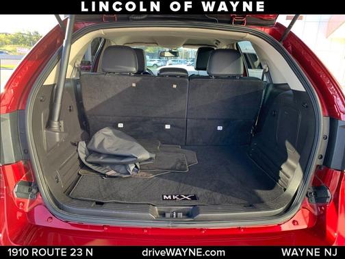 2015 Lincoln MKX Base