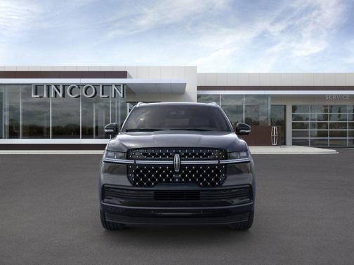 2025 Lincoln Navigator Black Label