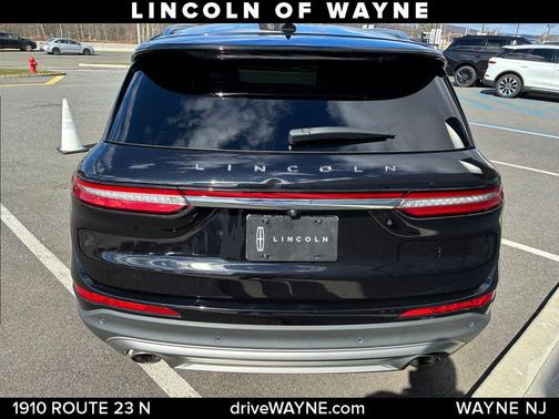 Infinite Black Metallic 2022 Lincoln Corsair Standard