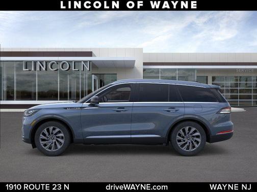 Blue Metallic 2026 Lincoln Aviator Premiere