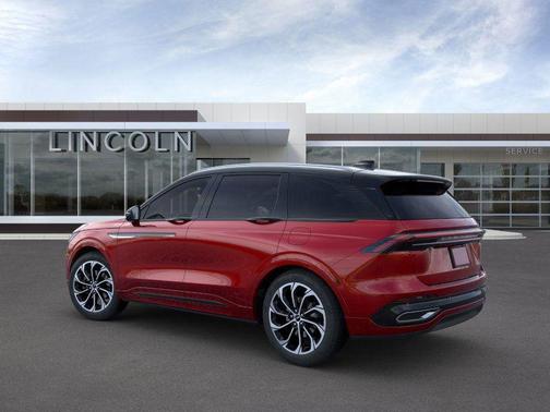 2025 Lincoln Nautilus Reserve