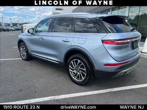 2022 Lincoln Corsair Standard