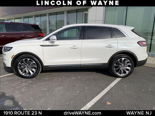 2023 Lincoln Nautilus Reserve