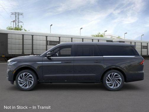 2025 Lincoln Navigator L Reserve