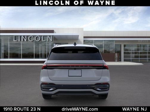 Metallic 2026 Lincoln Nautilus Reserve