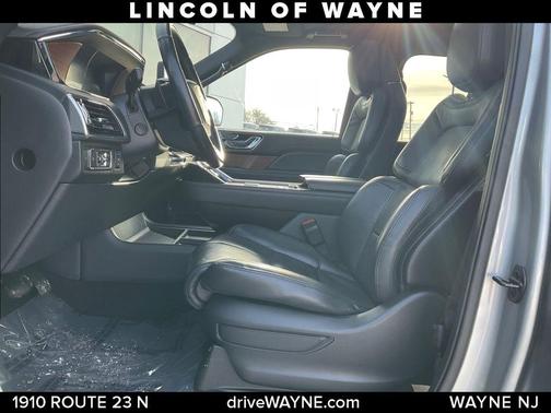 2023 Lincoln Navigator L Reserve