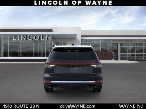 Black Metallic 2026 Lincoln Aviator Premiere
