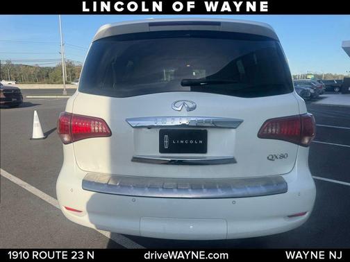2016 INFINITI QX80 Base