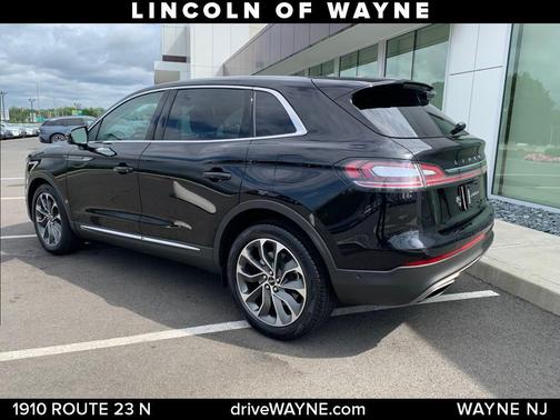 2022 Lincoln Nautilus Reserve