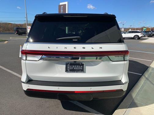 2022 Lincoln Navigator L Black Label