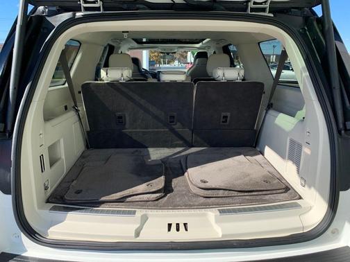 2022 Lincoln Navigator L Black Label