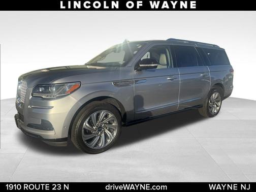 2022 Lincoln Navigator L Reserve