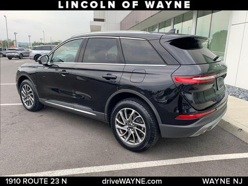 2022 Lincoln Corsair Standard