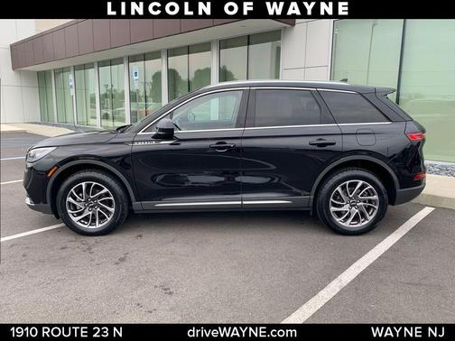 2022 Lincoln Corsair Standard