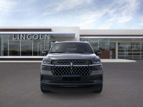 2025 Lincoln Navigator Black Label
