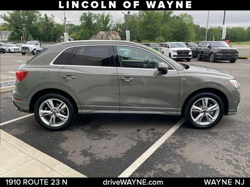 2022 Audi Q3 45 S line Premium