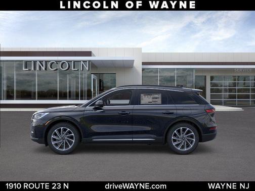 Infinite Black Metallic 2026 Lincoln Corsair Premiere