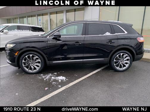 2022 Lincoln Nautilus Reserve