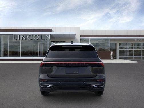 Infinite Black Metallic 2026 Lincoln Nautilus Reserve