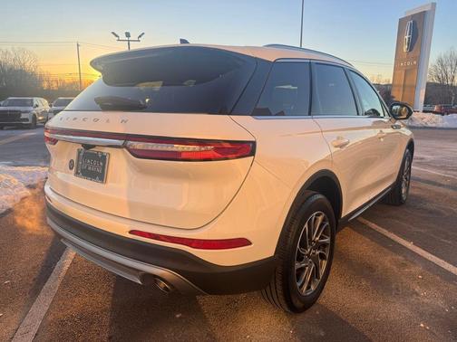 2022 Lincoln Corsair Standard