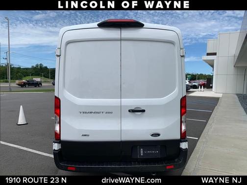 2022 Ford Transit-250 Base