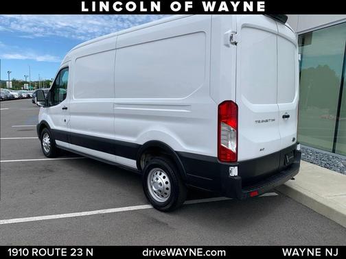 2022 Ford Transit-250 Base