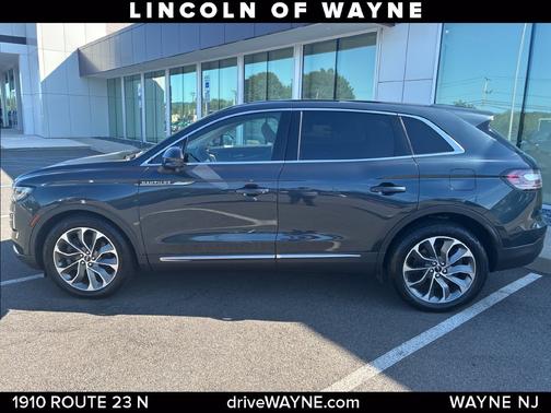 Flight Blue Metallic Clearcoat 2022 Lincoln Nautilus Reserve