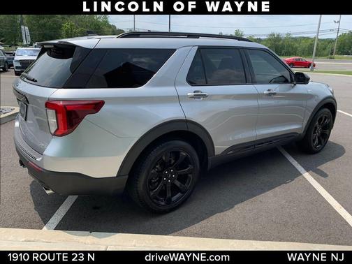 2023 Ford Explorer ST-Line