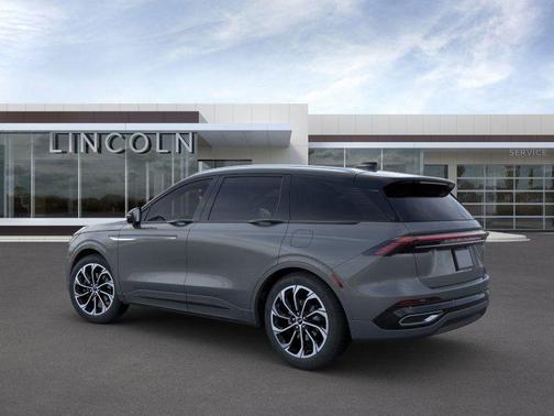 2025 Lincoln Nautilus Reserve