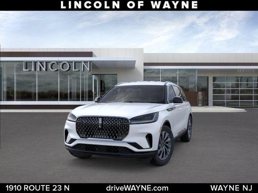 White Metallic 2026 Lincoln Aviator Premiere