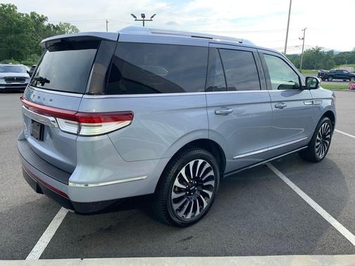 2024 Lincoln Navigator Black Label
