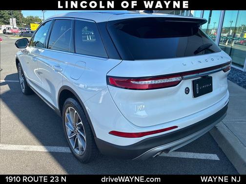 Pristine White Metallic Tri-Coat 2024 Lincoln Corsair Premiere
