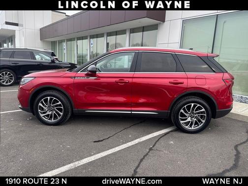 2022 Lincoln Corsair Standard