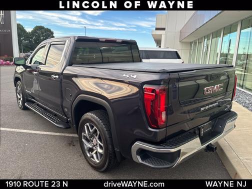 Titanium Rush Metallic 2022 GMC Sierra 1500 SLT