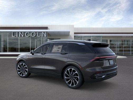 2025 Lincoln Nautilus Black Label