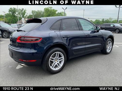 2017 Porsche Macan Base